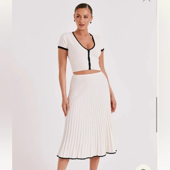 Meshki Jolene Contrast Rib Knit Midi Skirt + Button Up Knit Top - White (XS)